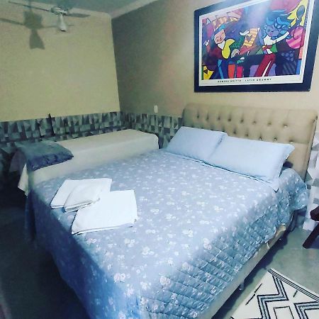 Chale Pavao Azul Hotell Cunha Eksteriør bilde